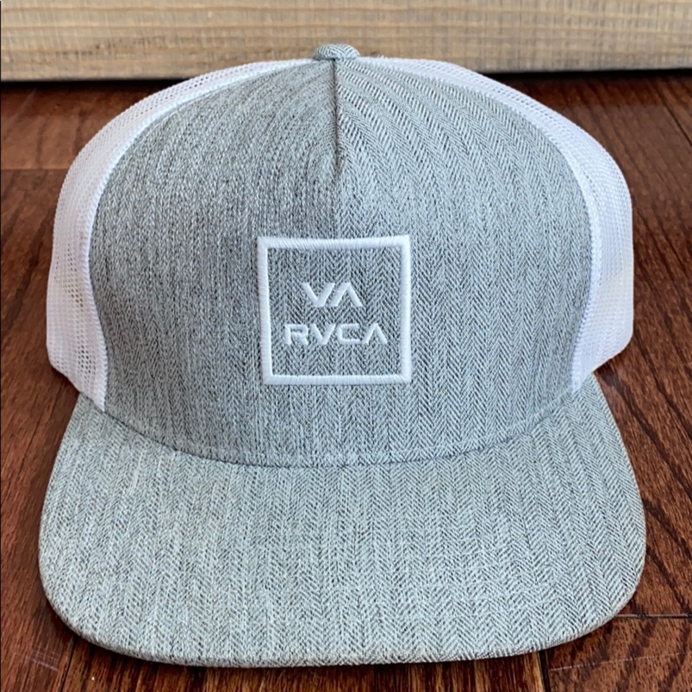 RVCA SnapBack